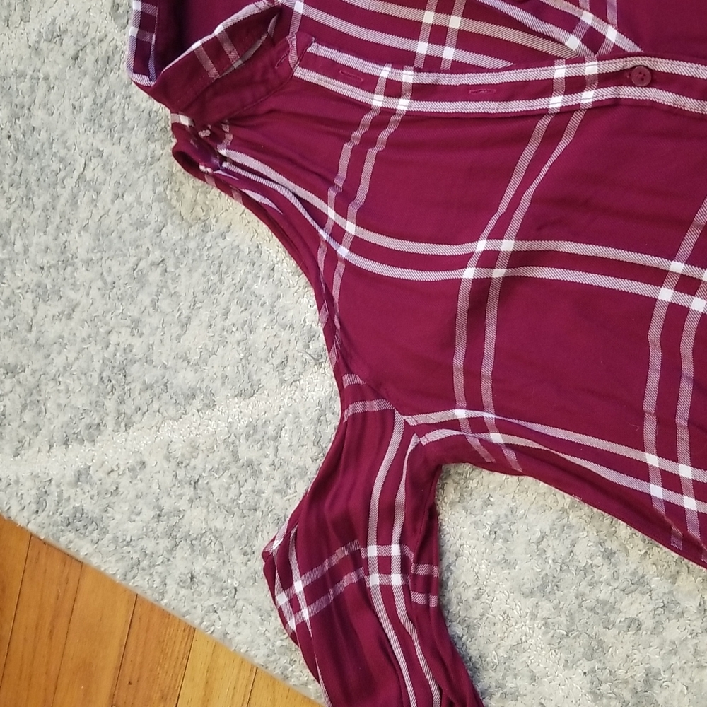 Express Cold Shoulder Shirt - Picture 2 of 11